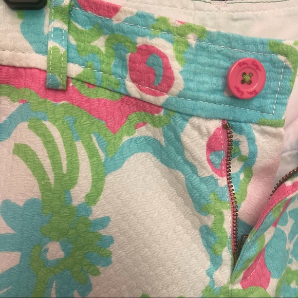 🎉HOST PICK🎉 Lilly Pulitzer scalloped buttercup shorts - Picture 6 of 14
